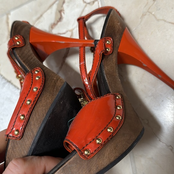 Stunning heels authentic 8.5 - Picture 8 of 8